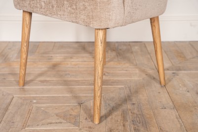 dining chair with wooden legs